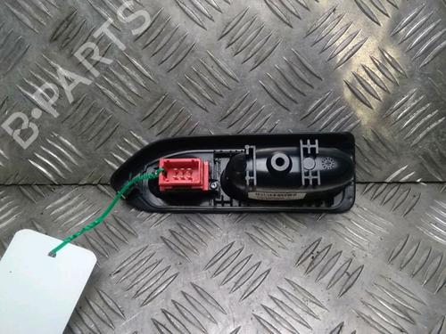 Used Right rear window switch Right rear window switch RENAULT LAGUNA I (B56_, 556_) 1.6 16V (B568, B561) (107 hp) 13094342 13094342