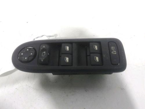 Used Left front window switch Left front window switch PEUGEOT 508 SW I (8E_) 2.0 HDi (140 hp) 26590748 26590748