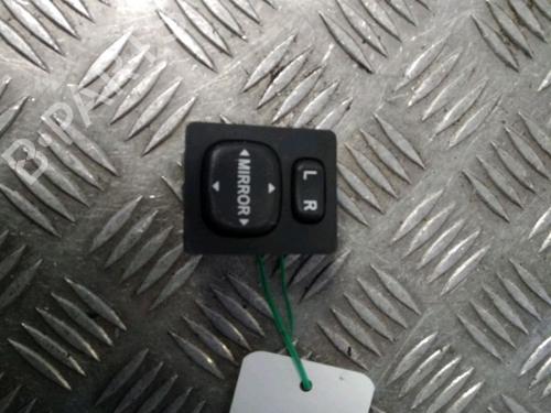 Used Mirror switch Mirror switch TOYOTA COROLLA Verso (ZER_, ZZE12_, R1_) 2.2 D-4D (AUR10_, AUR10R) (136 hp) 11804809 11804809