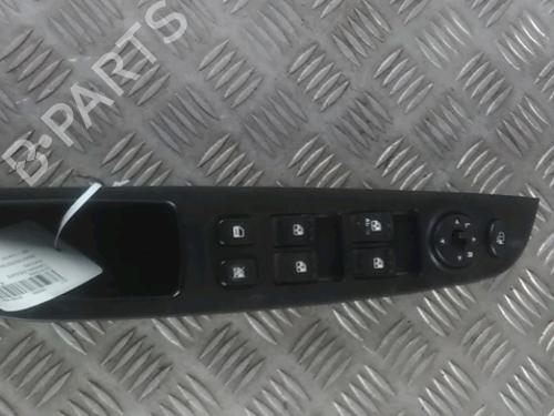 Used Left front window switch SSANGYONG REXTON / REXTON II (GAB_) 2.7 Xdi (163 hp) 24871731
