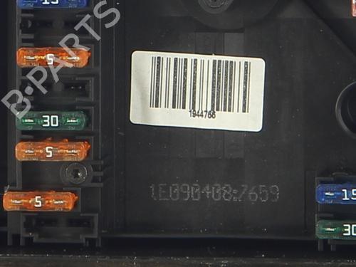 Fuse box AUDI A3 (8P1) 1.9 TDI | BP39660179E1 - Image 3