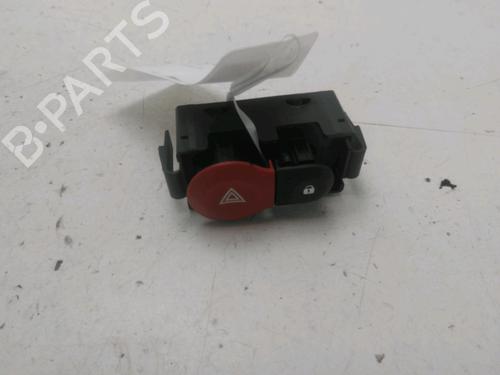 Used Warning switch Warning switch RENAULT TWINGO III (BCM_, BCA_) 1.0 SCe 70 (71 hp) 29601658 29601658