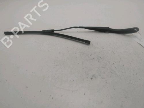 Front windshield wiper arm DACIA DUSTER (HM_) 1.3 TCe 130 4x4 (HMMF) | BP29389433C143 