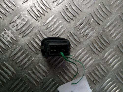 Used Left front window switch PEUGEOT 1007 (KM_) 1.4 HDi (68 hp) 11763453