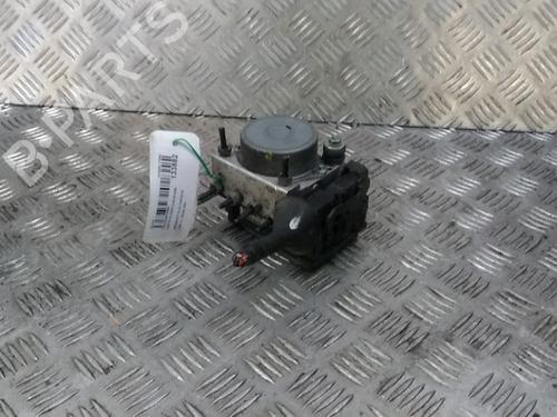 Used ABS pump RENAULT CLIO III Grandtour (KR0/1_) 1.5 dCi (KR0G) (68 hp) 13079084