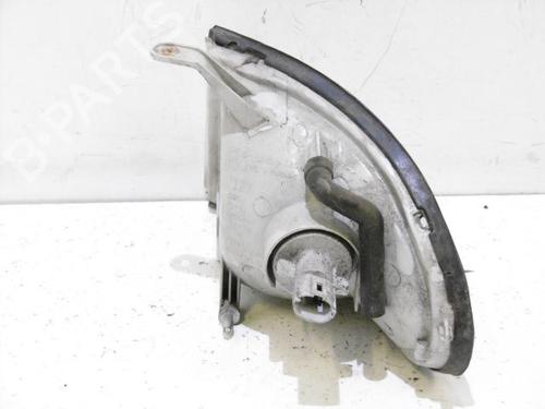Used Right front indicator Right front indicator 15757857 15757857
