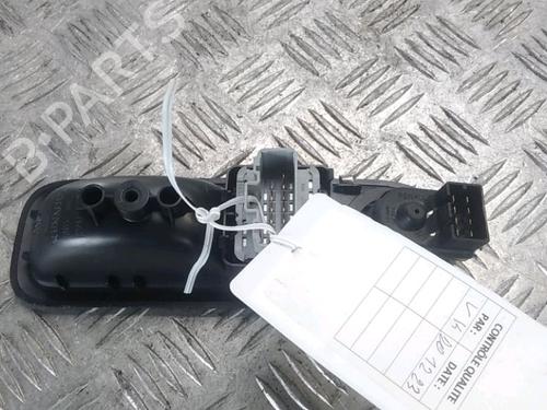 Used Left front window switch RENAULT TWINGO II (CN0_) 1.2 16V (CN04, CN0B) (75 hp) 16450021
