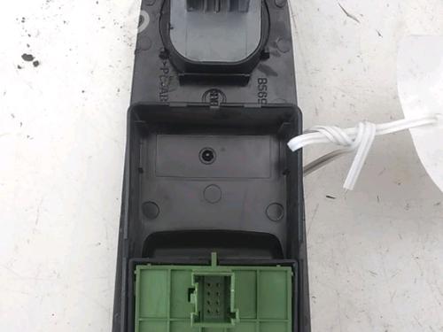 Left front window switch FIAT DUCATO Van (250_) 140 Multijet 2,3 D | BP37004281I27 - Image 2