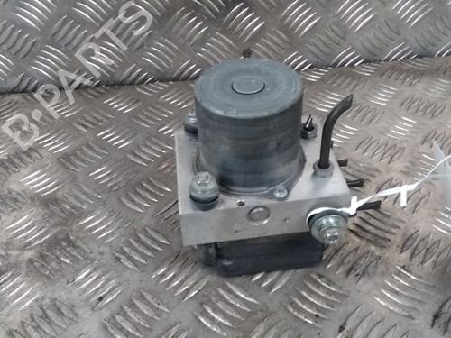 Used ABS pump ABS pump MERCEDES-BENZ SPRINTER 3,5-t Platform/Chassis (B906) 313 CDI (906.131, 906.133, 906.135, 906.231, 906.233,... (129 hp) 17101178 17101178