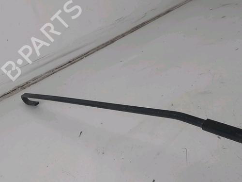 Used Front windshield wiper arm Front windshield wiper arm 37253143 37253143
