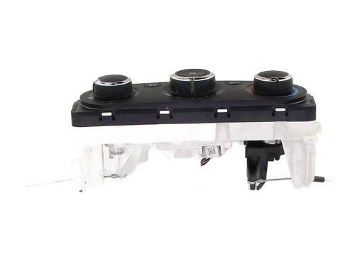 Used Climate control Climate control RENAULT CLIO IV (BH_) 1.5 dCi 75 (75 hp) 33477259 33477259