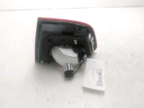 Højre baglygte bagklap RENAULT KADJAR (HA_, HL_) 1.2 TCe 130 (HLMR) (130 hp) 28087168