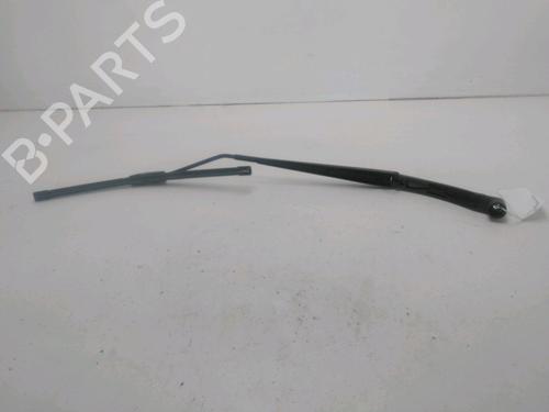 front-windshield-wiper-arm-renault-kadjar-ha_-hl_-2015-28159912 main image