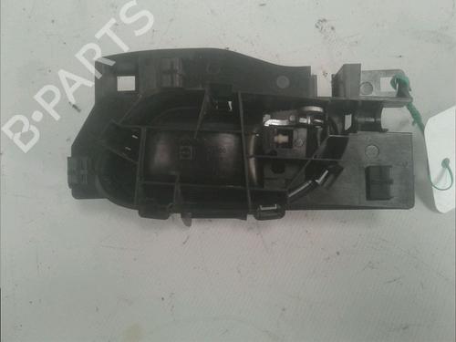 Used Front right interior door handle Front right interior door handle 15754507 15754507