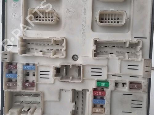 Used Fuse box Fuse box RENAULT KANGOO Express (FW0/1_) 1.5 dCi 75 (FW07, FW10, FW04) (75 hp) 33860264 33860264