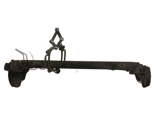 Used Rear axle RENAULT CLIO III (BR0/1, CR0/1) 1.5 dCi (75 hp) 32178819