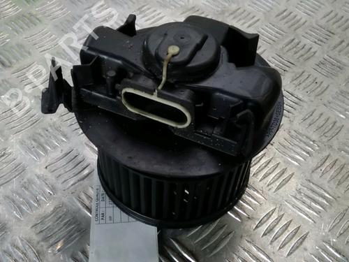 Used Heater blower motor RENAULT CLIO III (BR0/1, CR0/1) 1.5 dCi (C/BR0G, C/BR1G) (68 hp) 17372541
