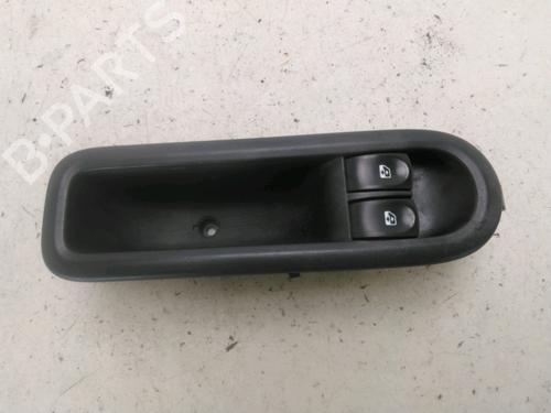 Left front window switch RENAULT CLIO III (BR0/1, CR0/1) 1.5 dCi (BR17, CR17) | BP29319596I27 