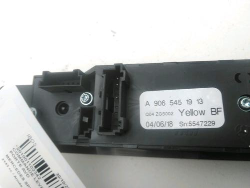 switch-mercedes-benz-sprinter-3-t-van-b906-2006-2007-2008-2009-2010-2011-2012-2013-2014-2015-2016-2017-2018-34573475 main image