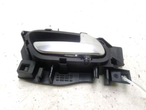 front-right-interior-door-handle-citroen-c4-picasso-ii-2013-28086993 main image