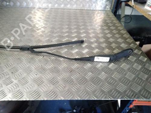 Used Front windshield wiper arm Front windshield wiper arm 14903252 14903252