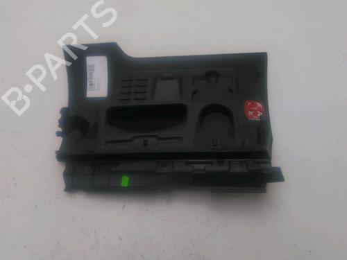 Vano posta oggetti PEUGEOT 207 (WA_, WC_) 1.6 16V VTi (120 hp) 31284152