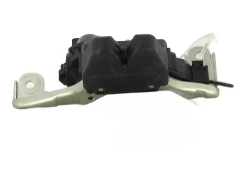 tailgate-lock-mercedes-benz-c-class-coupe-c205-2015-2016-2017-2018-2019-2020-2021-2022-2023-33249410 main image