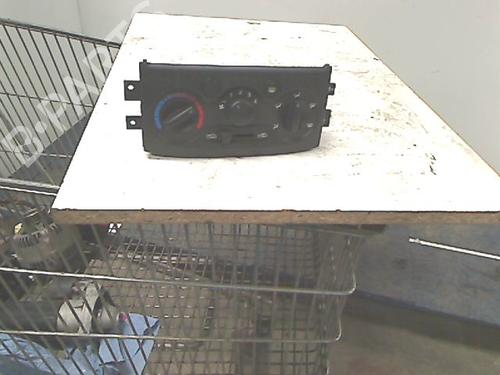 Used Climate control Climate control 15751556 15751556