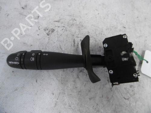 Used Steering column stalk RENAULT CLIO II (BB_, CB_) [1998-2016]  15751106