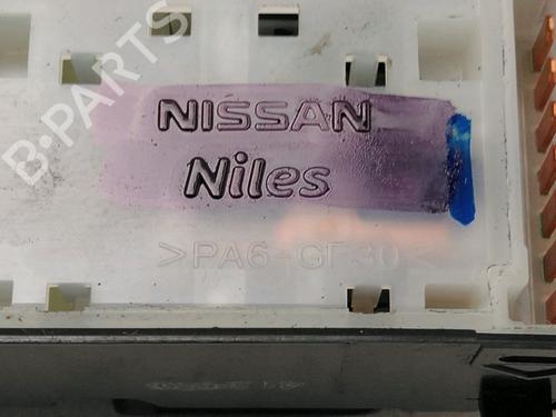 Used Left front window switch NISSAN MICRA IV (K13K, K13KK) 1.2 DIG-S (98 hp) 30980372
