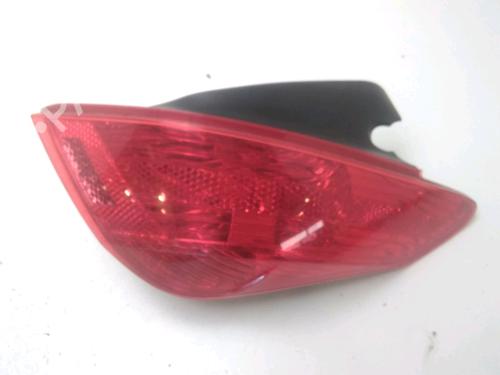 Right taillight PEUGEOT 308 I (4A_, 4C_) 1.6 HDi | BP27926720C35 