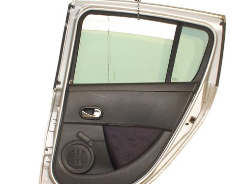 Used Right rear door RENAULT CLIO III (BR0/1, CR0/1) 1.5 dCi (BR17, CR17) (86 hp) 31865711