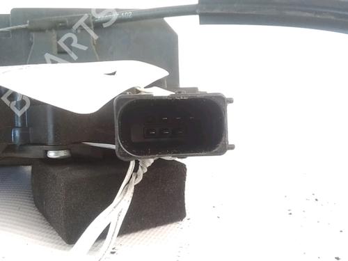 Serratura anteriore destra Serratura anteriore destra PEUGEOT BOXER Van 2.2 HDi 130 (131 hp) 34229543 34229543