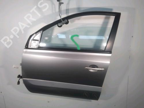 Left front door RENAULT KOLEOS I (HY_) 2.0 dCi (HY0K) | BP26228000C2