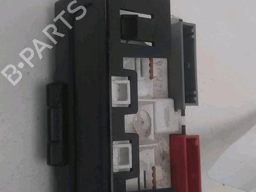 display-monitor-renault-trafic-ii-van-fl-2001-28159757 main image