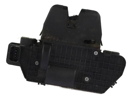 Used Tailgate lock Tailgate lock PEUGEOT 5008 (0U_, 0E_) 1.6 HDi (114 hp) 32487039 32487039