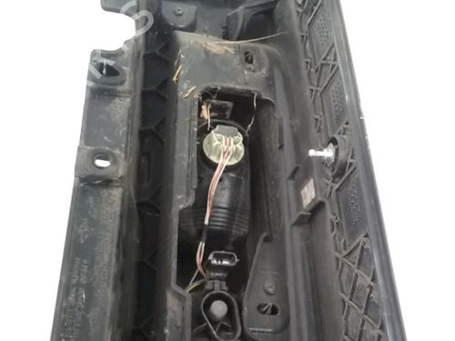 Used Left taillight Left taillight RENAULT TRAFIC III Van (FG_) 1.6 dCi 140 (FGMA, FGMC) (140 hp) 33860439 33860439
