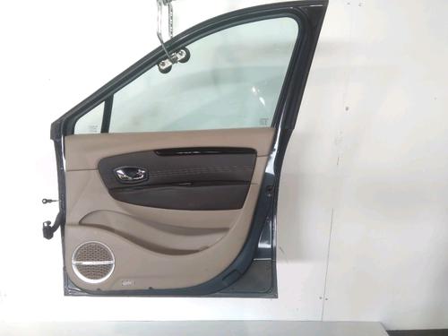Used Right front door RENAULT SCÉNIC III (JZ0/1_) 1.6 dCi (JZ00, JZ12) (130 hp) 28206449