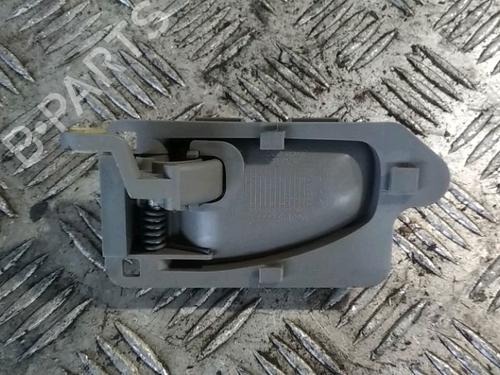 Used Rear left interior door handle Rear left interior door handle 16913521 16913521