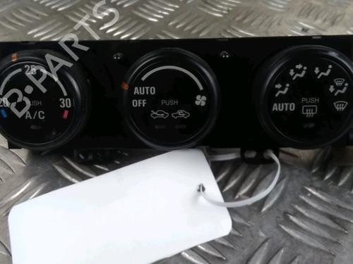 Used Climate control SUZUKI GRAND VITARA I (FT, HT) 1.6 4x4 (SQ416) (94 hp) 16898178