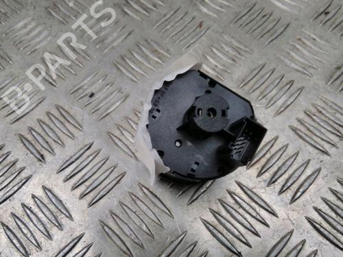 Used Headlight switch VW SCIROCCO III (137, 138) 2.0 TDI (140 hp) 13079960