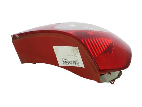 Fanale posteriore sinistro RENAULT CLIO II (BB_, CB_) 1.4 16V (B/CB0P, BB13) (98 hp) 31576511
