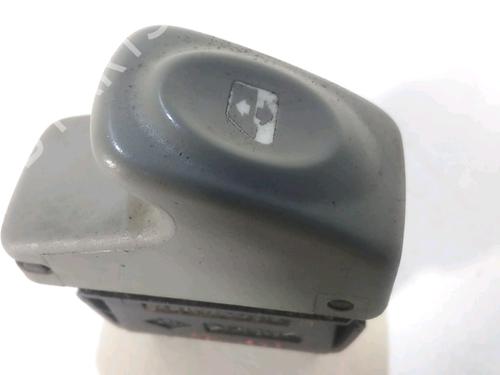 Used Left front window switch Left front window switch RENAULT TWINGO I (C06_) 1.2 (C066, C068) (58 hp) 22186280 22186280