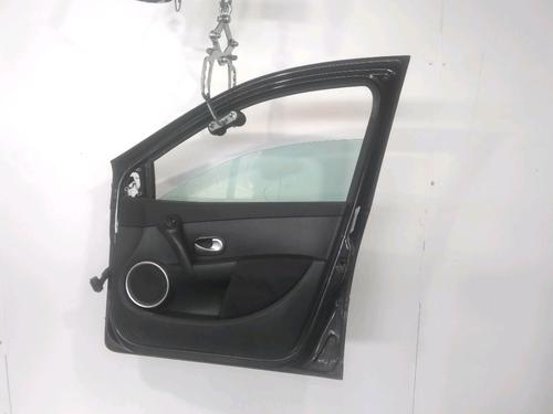 Used Right front door RENAULT CLIO III Hatchback Van (SB_, SR_) 1.5 dCi (68 hp) 27216121