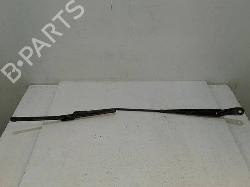 Used Front windshield wiper arm RENAULT TWINGO II (CN0_) 1.2 16V (CN04, CN0B) (75 hp) 17316603