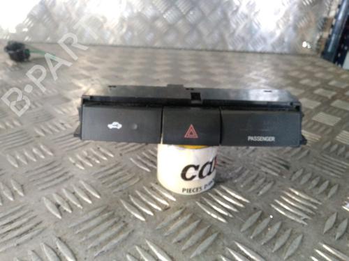 Used Warning switch Warning switch TOYOTA COROLLA Verso (ZER_, ZZE12_, R1_) 2.2 D-4D (AUR10_, AUR10R) (136 hp) 11712846 11712846