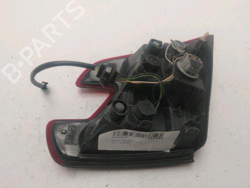 Used Left tailgate light RENAULT MEGANE III Grandtour (KZ0/1) 1.5 dCi (KZ09, KZ0D, KZ1G, KZ29, KZ14, KZ1W, KZ10, KZ1F,... (110 hp) 24118191
