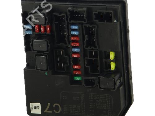Used Fuse box Fuse box 39572541 39572541