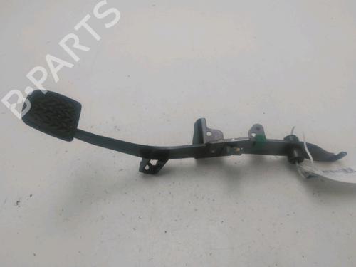 Used Clutch pedal PEUGEOT 108 1.0 VTi (69 hp) 25300387