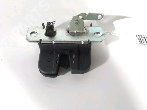 Used Tailgate lock VW POLO (9N_, 9A_) 1.2 (60 hp) 19932954